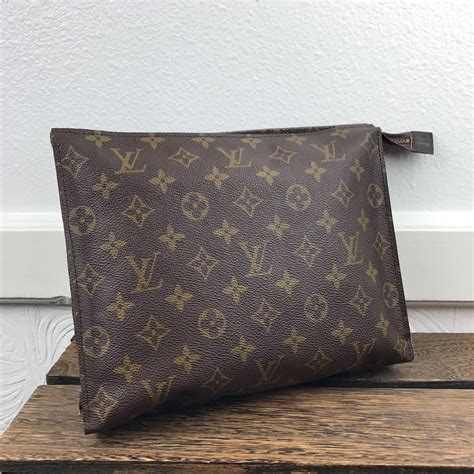 louis vuitton toilette bag|louis vuitton vintage toiletry bag.